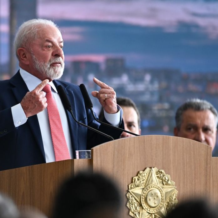 Lula Reverses Course, Backing Criminal Responsibility From Age 16 in High-Stakes Runoff Bid