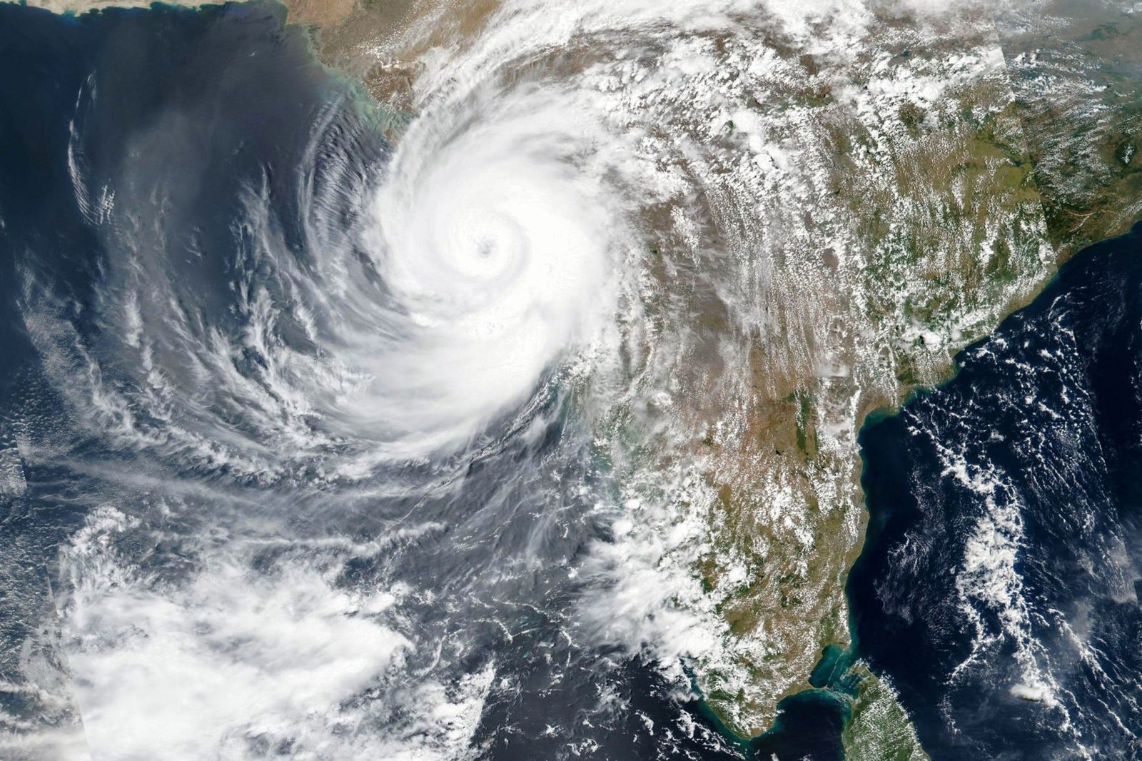Cyclone Arnab makes landfall on India's Andhra coast with 150 km/h gusts as Yanam floods and trees come down