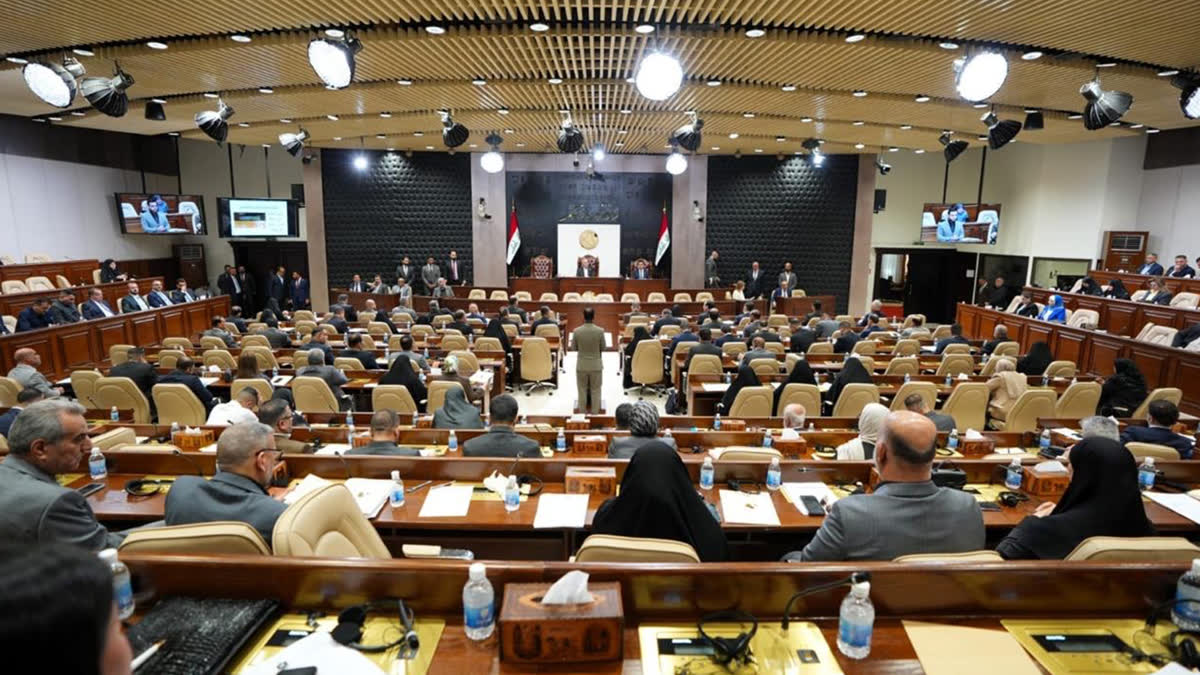بعد خمسة أشهر من الشغور: البرلمان العراقي يُكمل تشكيلة حكومة علي الزيدي