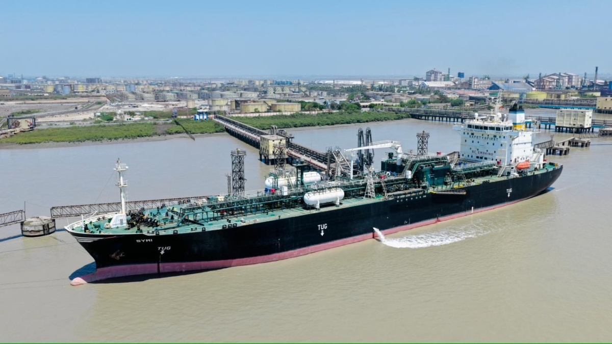 IRGC Says It Struck LPG Carrier NV Sunshine in Strait of Hormuz, Warns of Wider Punishment at Sea
