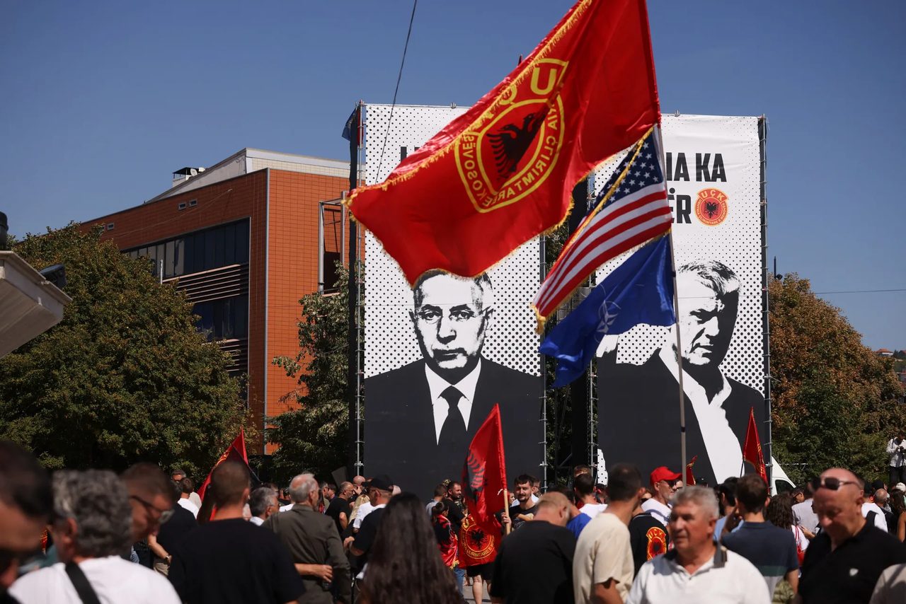 Tear Gas in Pristina: Police Clash with Protesters Demanding Curbs on Hague War Crimes Court