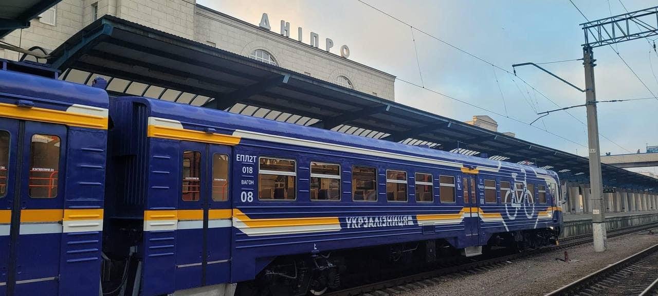 Russian Drone Strike on Crowded Dnipro Train Station Kills at Least 14, Wounds 14 More
