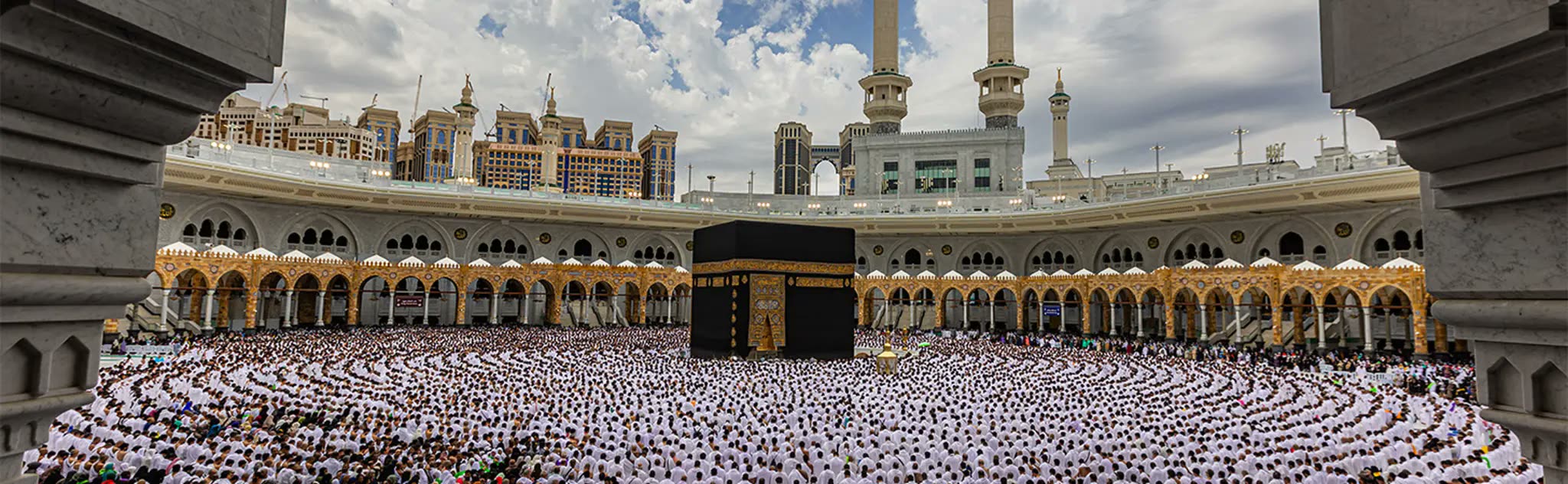 Shrapnel Falls Near Mecca and Medina as Saudi Arabia Says It Intercepted Two Houthi Ballistic Missiles