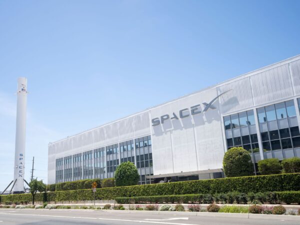 SpaceX Seeks $40 Billion in Apollo-Led Financing to Buy Nvidia AI Chips, FT Reports