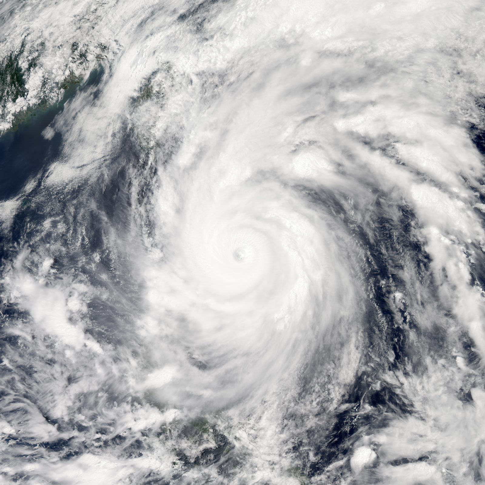 Super Typhoon Champi Lashes Taiwan, Then Batters the Philippines' Batanes Before Exiting the PAR