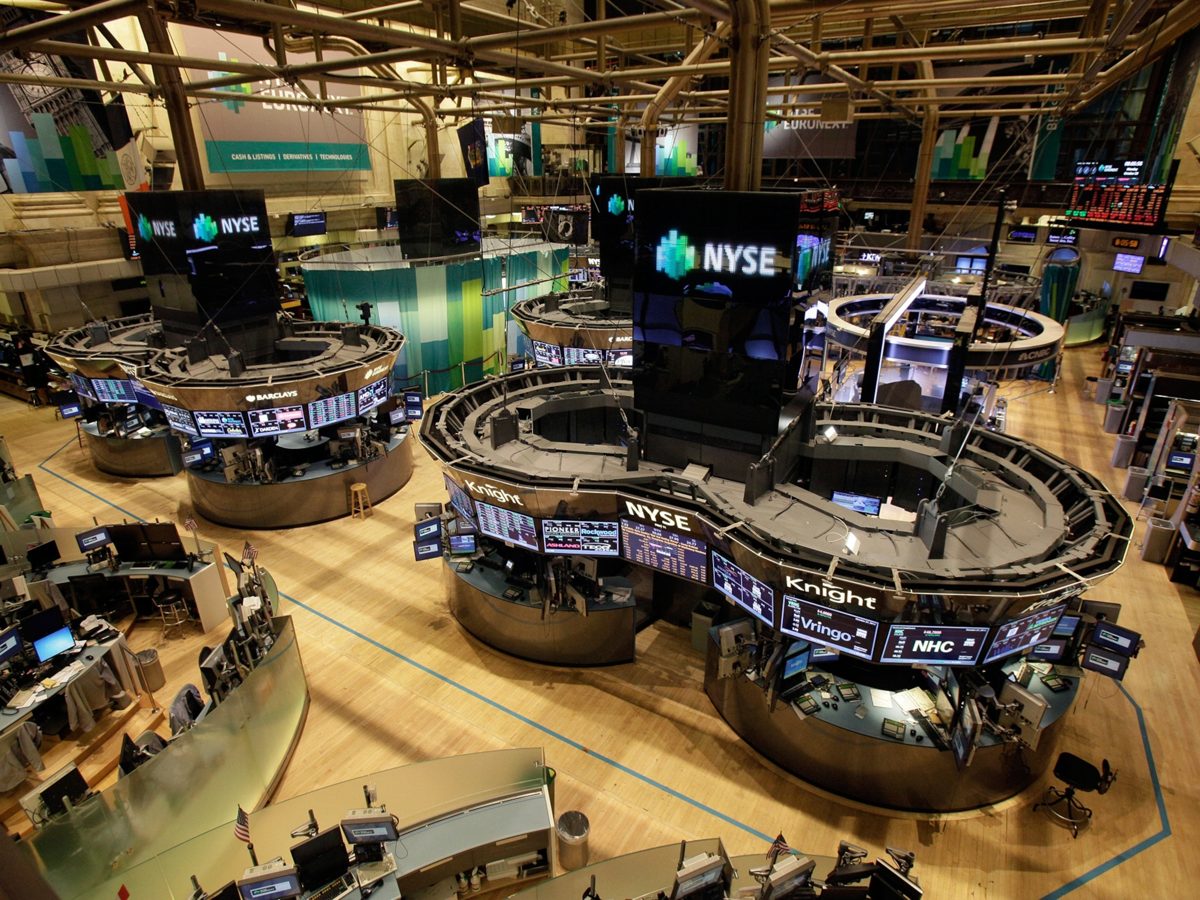 Wall Street Slides as Oil Swings on Renewed Fears of Iran War Escalation